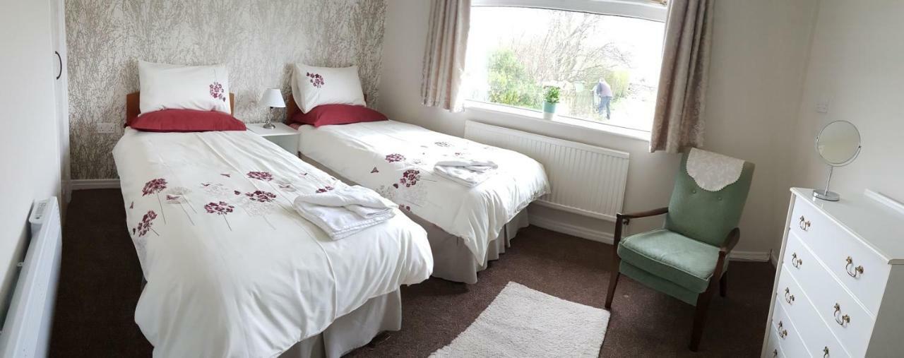Woodpeckers Cottage Скарбъро Екстериор снимка