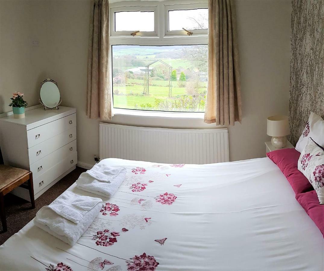 Woodpeckers Cottage Скарбъро Екстериор снимка